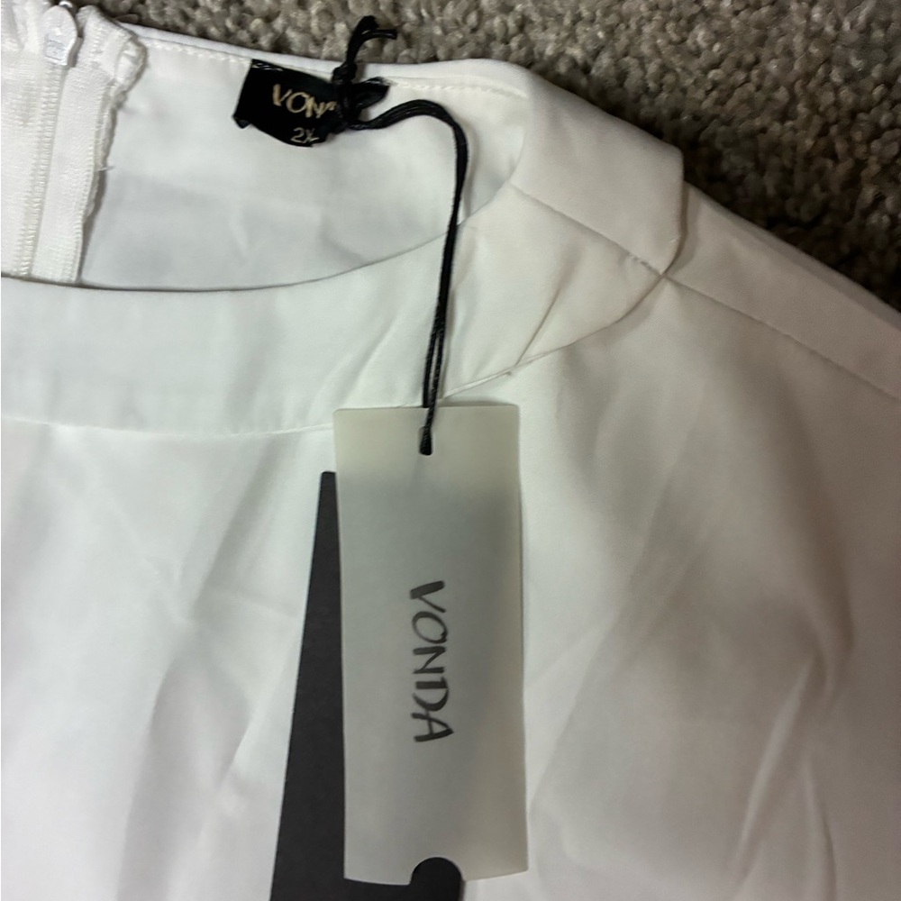 Vonda White Split-Front Maxi Dress - Picture 3 of 6